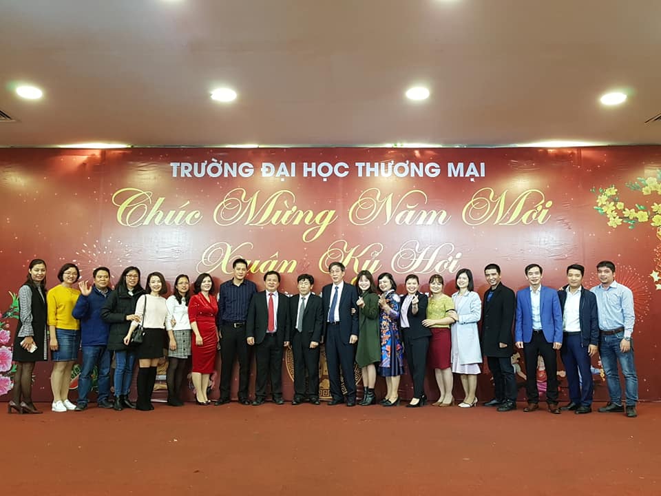 Gặp mặt thân mật và chúc Tết toàn thể CCVC Trường nhân dịp xuân Kỷ Hợi 2019