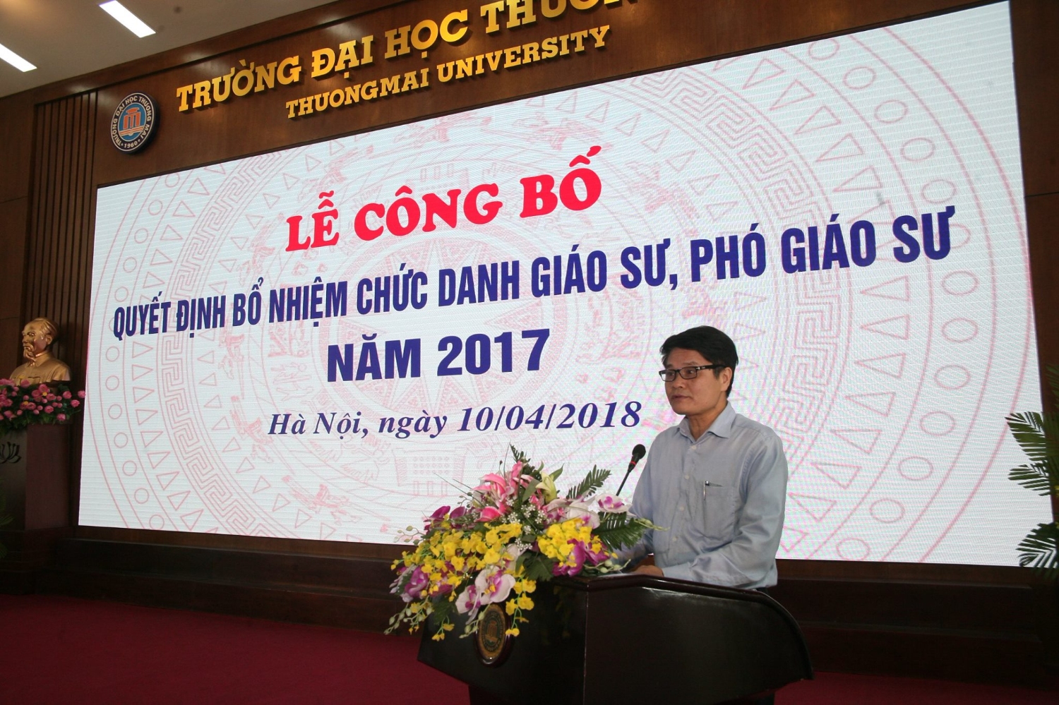 Lễ trao quyết định bổ nhiệm chức danh Giáo sư, Phó Giáo sư năm 2017 Trường Đại học Thương mại