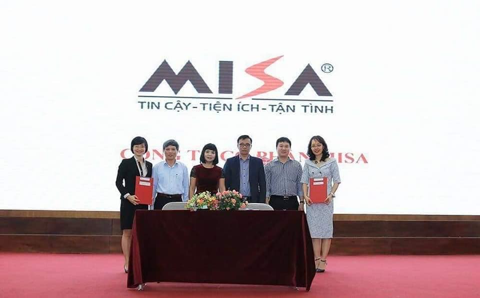 KHÓA HỌC “VIDEO DESIGN – HOW TO BE IMPRESSIVE, ATTRACTIVE” TRONG CUỘC THI NHÀ QUẢN TRỊ NHÂN LỰC: TÂM VÀ TÀI 2019